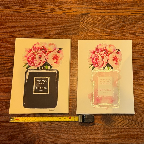 CHANEL Wall Decor with Pink and Black Accents - Picture 1 of 4